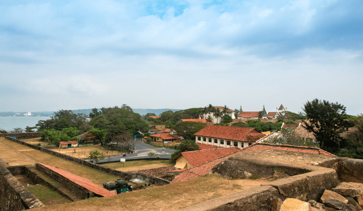 Yala , Minneriya National Park, Sinharaja Forest, Galle Fort 