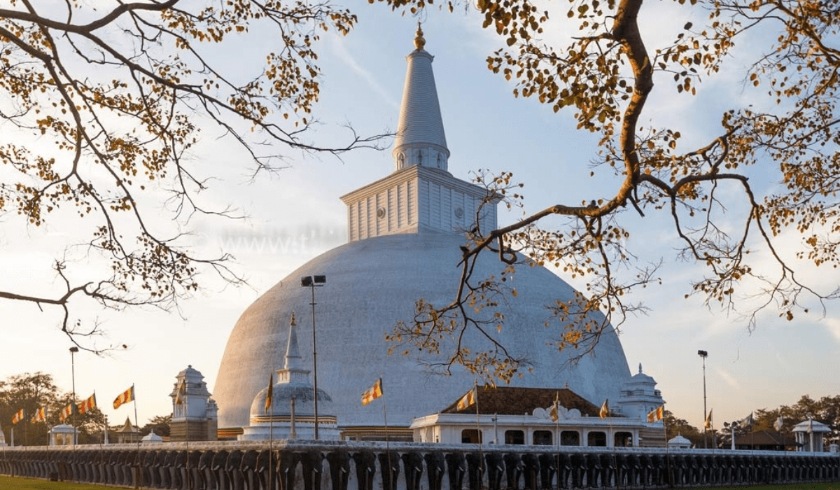 Ruwanwaisaya - Temples of Sri Lanka